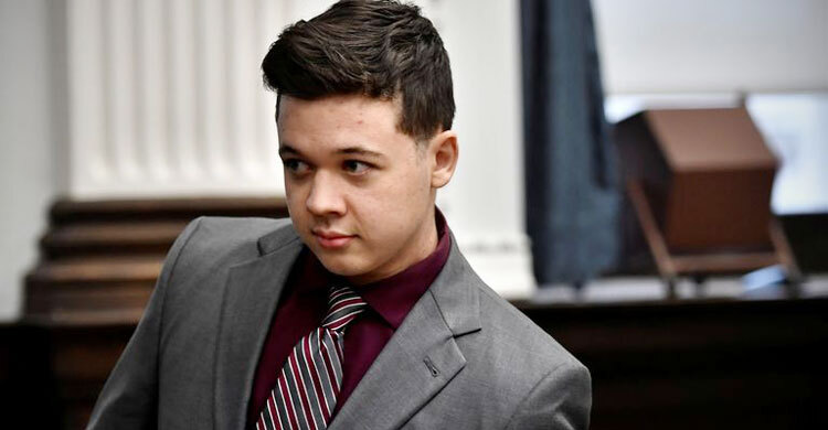 US teenager Kyle Rittenhouse cleared over Kenosha killings