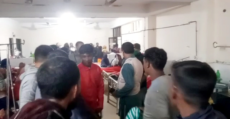 বিয়ে বাড়িতে ‘কীটনাশক মেশানো’ চা পানে হাসপাতালে ১২ অতিথি