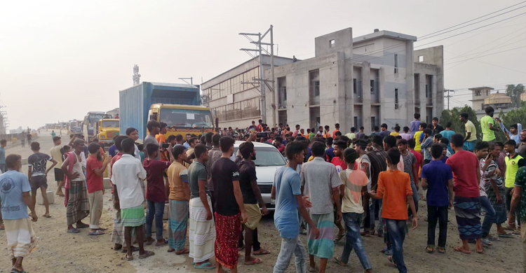 মির্জাপুরে বেতন-বোনাসের দাবিতে বিক্ষোভ, পুলিশসহ আহত শতাধিক