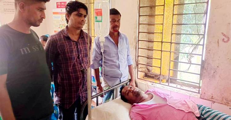 কৃষকলীগ নেতাকে চেয়ারম্যানপুত্রের হাতুড়িপেটা