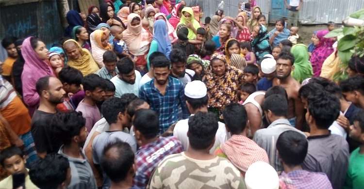 লক্ষ্মীপুরে অটোরিকশায় চার্জ দিতে গিয়ে যুবকের মৃত্যু