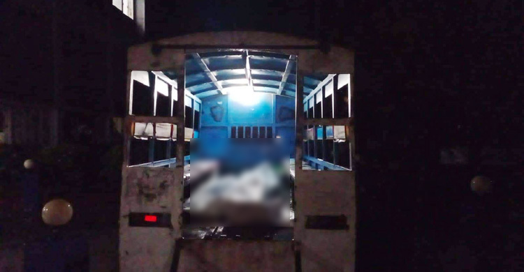 লক্ষ্মীপুরে কাভার্ডভ্যানের ধাক্কায় অটোরিকশার দুই যাত্রী নিহত