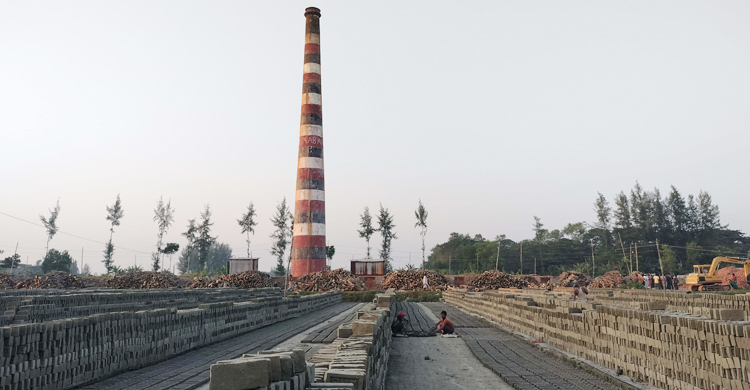 এক ইউনিয়নে ২৮ ইটভাটা