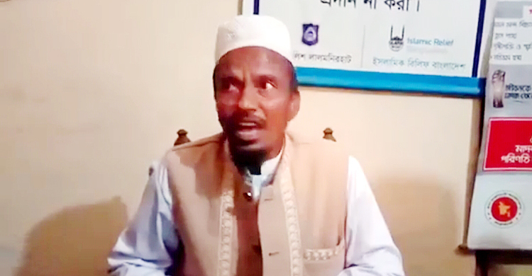 জালভোট দিতে গিয়ে মাদরাসা সুপার আটক