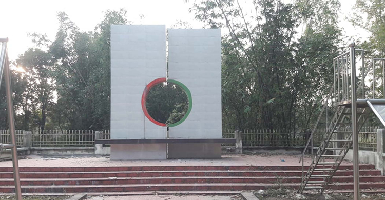 ত্রিমুখী আক্রমণে হানাদার মুক্ত হয় লালমনিরহাট