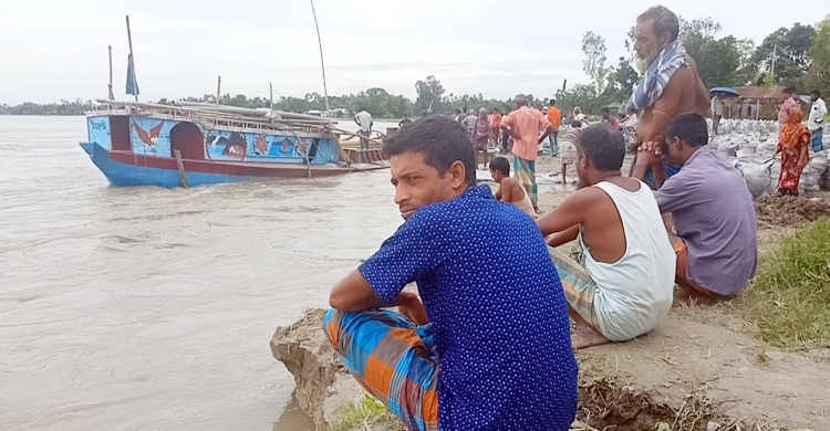 ‘রিলিফ-সিলিপ চাই না, বাঁধ চাই’