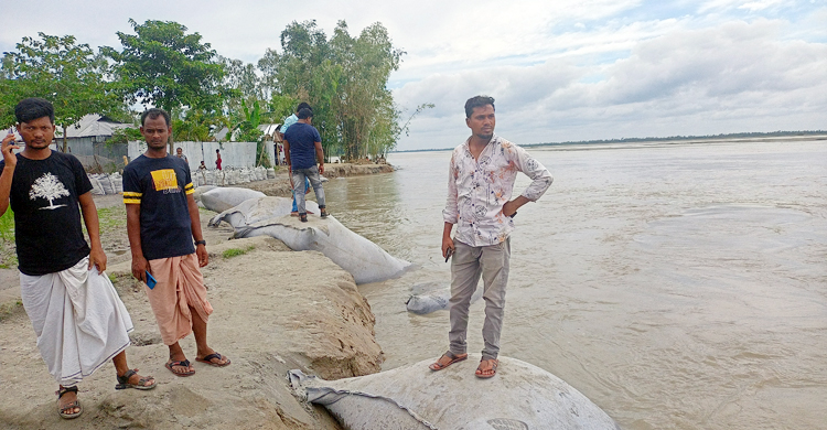 &lsquo;রিলিফ-সিলিপ চাই না, বাঁধ চাই&rsquo;