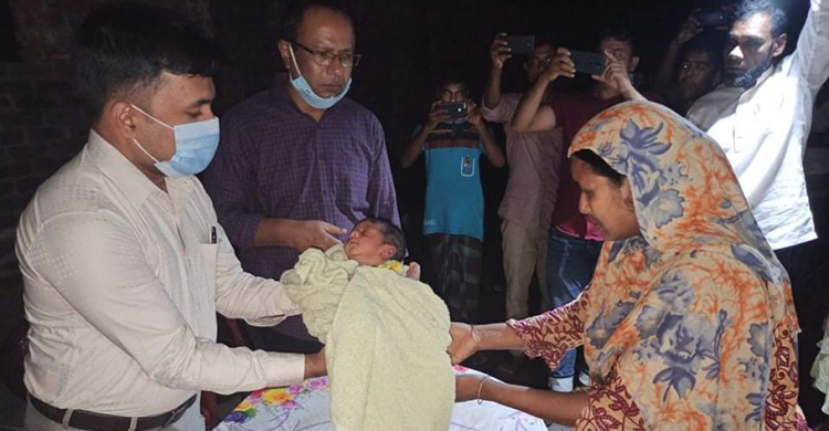 সন্তান ফেরত পেলেন সেই হাসিনা, পাবেন ঘর ও ভাতা