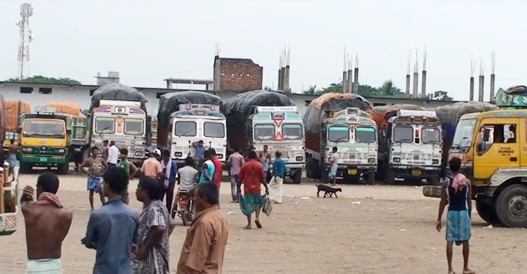 বকশিশ না পেয়ে ভোমরায় পণ্য লোড-আনলোড বন্ধ