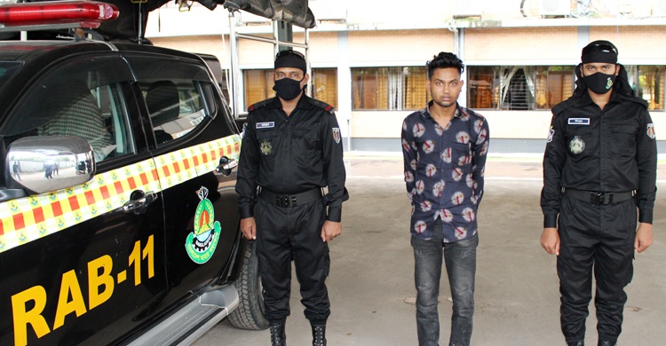 ল্যাপটপ সারানোর সময় ব্যক্তিগত তথ্য হাতিয়ে চাঁদা দাবি