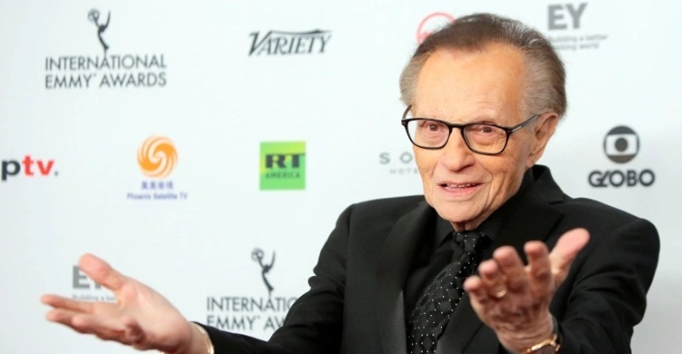 Legendary talk show host Larry King dies