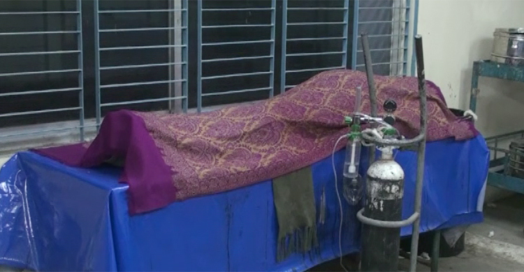 প্রতিবেশীকে বাঁচাতে গিয়ে ট্রেনের ধাক্কায় যুবক নিহত