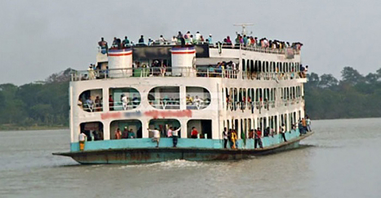 ২১ ঘণ্টা পর দৌলতদিয়া-পাটুরিয়ায় লঞ্চ চলাচল শুরু