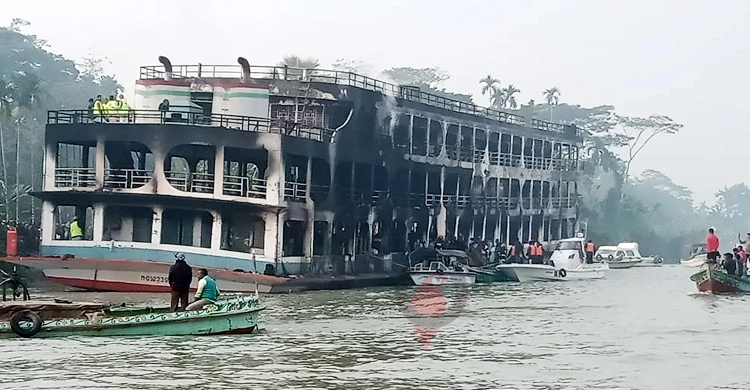 লঞ্চে অগ্নিকাণ্ড: আরও একজনের মৃত্যু