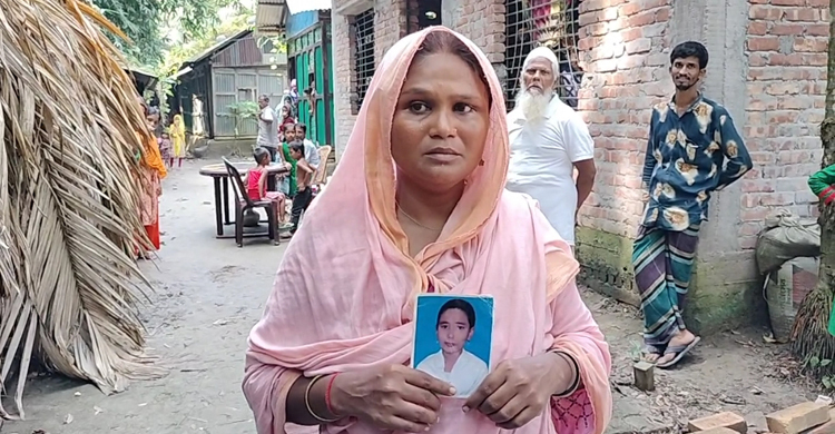 লক্ষ্মীপুরে দাফনের ৩ বছর পর কিশোরীর মরদেহ উত্তোলন