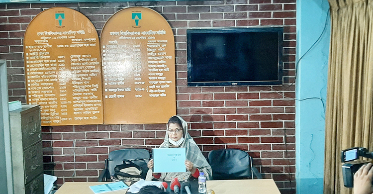 লীনা তাপসী খানের বিরুদ্ধে চৌর্যবৃত্তির অভিযোগ শিল্পী ইফফাত আরার
