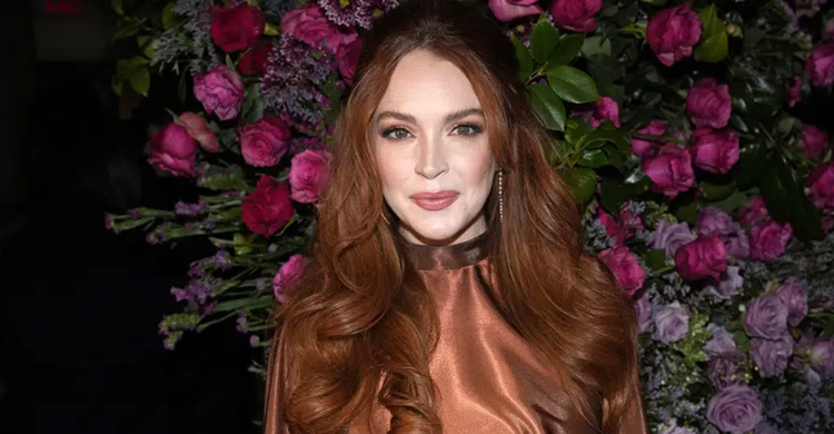 Lindsay Lohan announces pregnancy in Instagram post