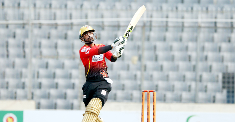 লিটন-মইনের তাণ্ডবে কুমিল্লার বিশাল সংগ্রহ