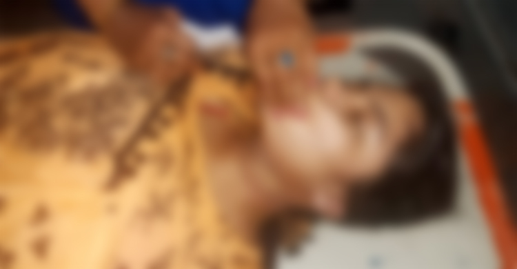 চট্টগ্রামে গলায় ফাঁস দিয়ে নববধূর ‘আত্মহত্যা’