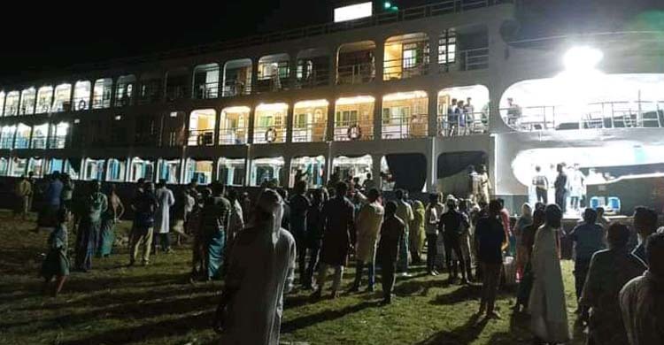 সুগন্ধা নদীতে লঞ্চের ধাক্কায় বাল্কহেড ডুবি