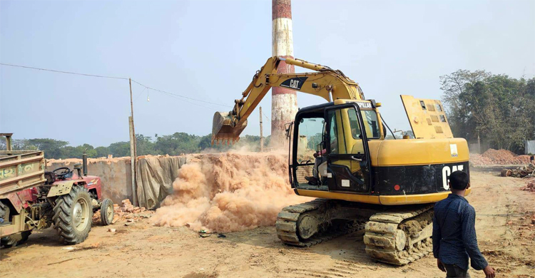 ময়মনসিংহে ৯ ইটভাটা মালিকের ৩৫ লাখ টাকা জরিমানা
