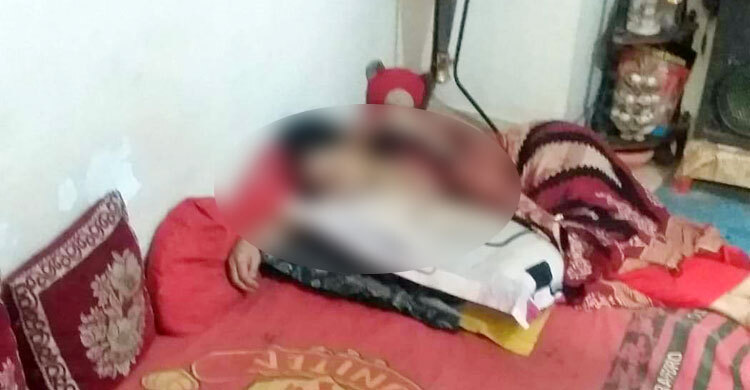 নারায়ণগঞ্জে ফ্ল্যাট বাসায় মা-মেয়েকে কুপিয়ে হত্যা