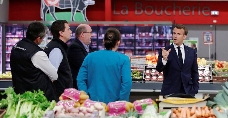 French ban on plastic packaging for fruit and vegetables begins