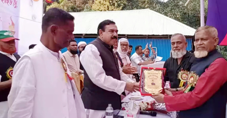 হাসিনা সরকার আছে বলেই নারীরা বড় বড় কাজে অবদান রাখতে পারছেন