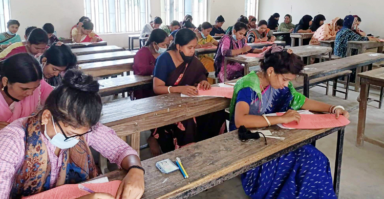 নিয়োগ পরীক্ষায় মোবাইল সঙ্গে নেওয়ায় দুই পরীক্ষার্থীর কারাদণ্ড