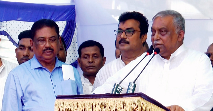 বন্দুকের নলে আওয়ামী লীগ ক্ষমতায় আসেনি: স্বরাষ্ট্রমন্ত্রী