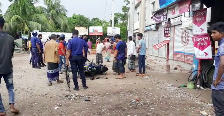 মাদারীপুরে আ.লীগের দুই গ্রুপের সংঘর্ষ, পুলিশসহ আহত ১৫