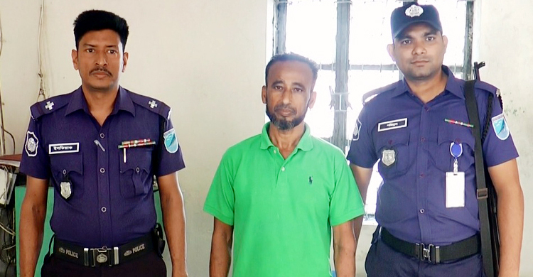 প্রতিবন্ধী তরুণীকে ধর্ষণের অভিযোগে সাবেক চেয়ারম্যান গ্রেফতার