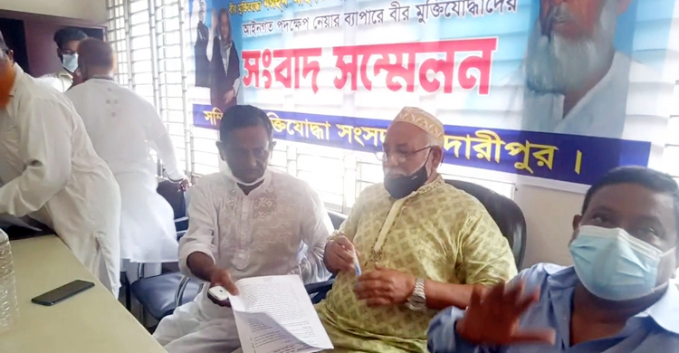 শাজাহান খানের বাবাকে কটূক্তি, জেলা আ.লীগ সভাপতিকে উকিল নোটিশ