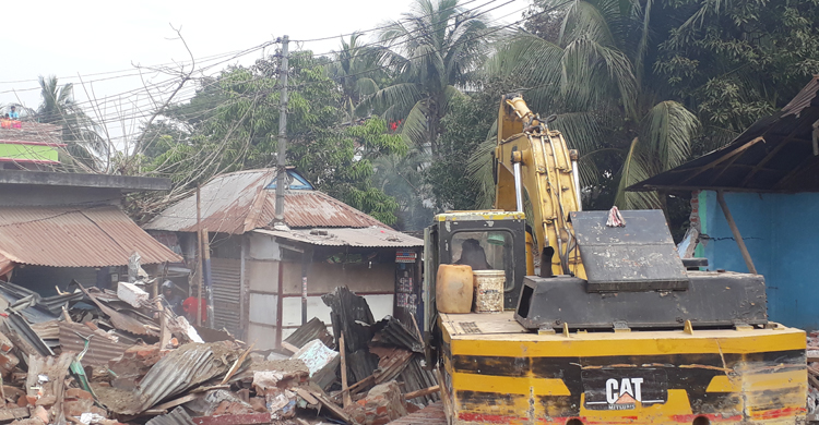 Madaripur-Khal-Dakhol