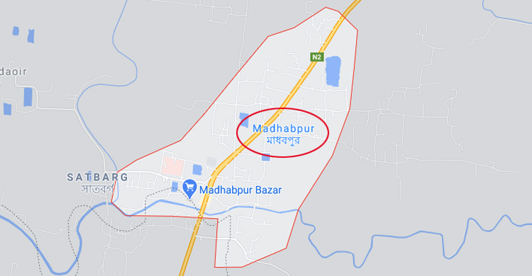 ধানক্ষেতে স্ত্রীর গলাকাটা লাশ, স্বামী আটক