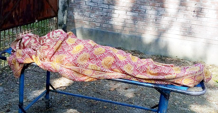 যৌতুকের বলি মা, দুধের জন্য কাঁদছে ৩ মাস বয়সী সন্তান