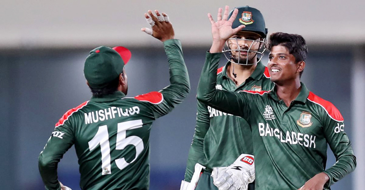 টাইগারদের ‘একের ভেতর তিন’ ক্রিকেটার শেখ মেহেদি