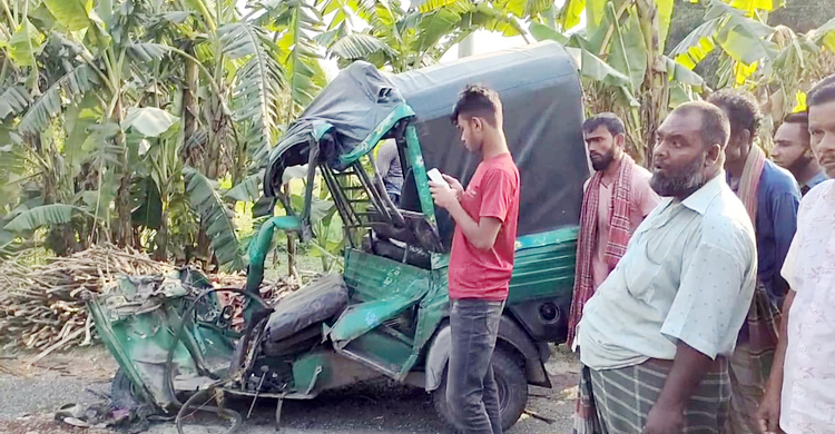 রাজবাড়ীতে ট্রাক-মাহিন্দ্রার সংঘর্ষে নিহত ৩