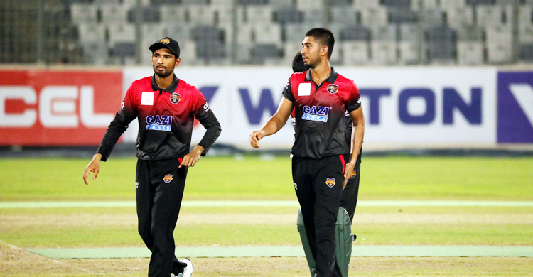 ১০৮ রানও করতে পারলেন না মাহমুদউল্লাহ-সৌম্য-মুমিনুলরা