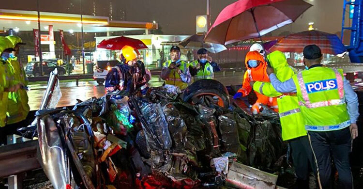 10 killed in Malaysian highway accident