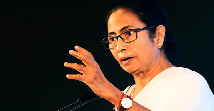 নাগরিকত্ব বিলের বিরুদ্ধে পথে নামছেন মমতা