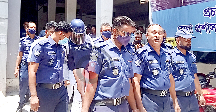 ধর্ষণ মামলা: মামুনুল হকের বিরুদ্ধে আরও দুজনের সাক্ষ্যগ্রহণ