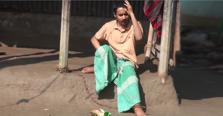 ২০ বছর ধরে শিকলবন্দি রঞ্জন, চিকিৎসা নেই
