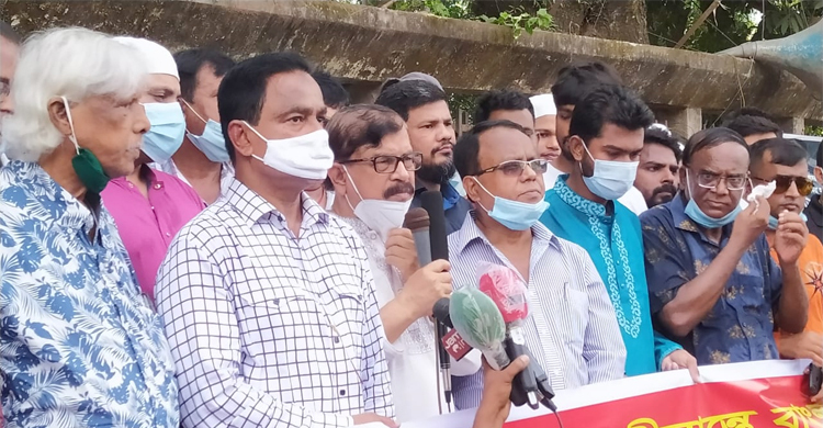 খিচুড়ি রান্না শিখতে তো বাইরে থেকে লোক আসার কথা : মান্না