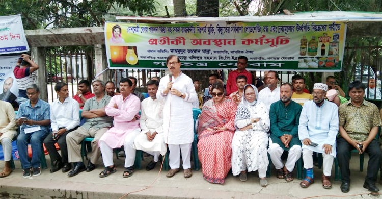সরকারের ঘরে ঘরে বিদ্যুৎ দেওয়ার কথাটি মিথ্যা: মান্না