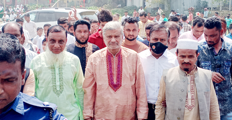 ‘দ্রব্যমূল্য নিয়ন্ত্রণে আনতে কৌশলগত কাজ করছি’