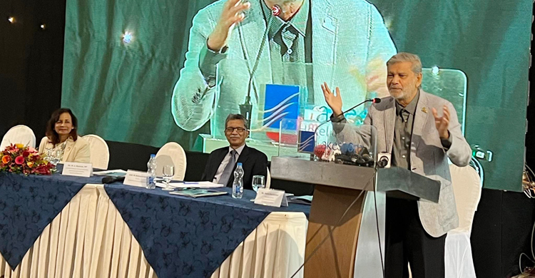 ‘হেলিকপ্টার দুর্ঘটনায় ২৪ জনের মধ্যে শুধু আমিই বেঁচে আছি’