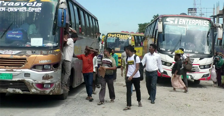 সিরাজগঞ্জ মহাসড়কে বাড়ছে যানবাহনের চাপ