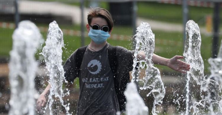 WHO says children aged 12 and over should wear masks