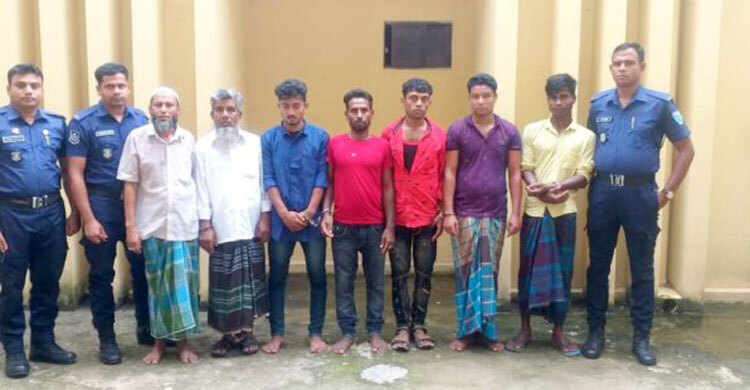 কুলাউড়া সীমান্ত দিয়ে অনুপ্রবেশের সময় আটক ১২